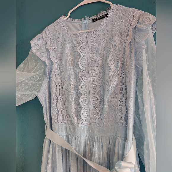 Light Blue Spring Dress - Picture 4 of 8